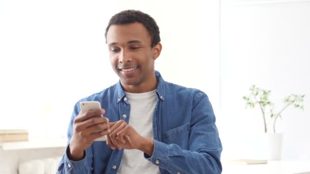 克里斯托弗·尼森:真实美丽人生颂